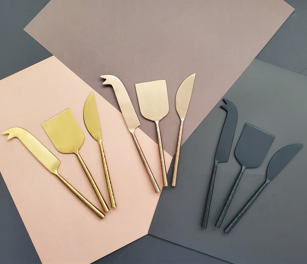 Personalized Cheese Knife Set - Gold, Copper and Matte Black - Hammered Handles -   Charcuterie Board Essentials - Gift Boxed