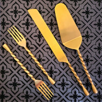 Personalized Wedding Cake Knife, Server and Fork Set -  Gold Wedding Cake Knife set with Cake Forks - Custom Wedding Cake Shovel & Cake Fork