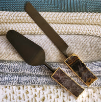 Engraved Wedding Cake Knife and Server Set - Amethyst Wedding Cake Set - Black Cake Serving Set - Gothic Wedding Dcor - Personalized Gift