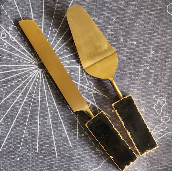 Custom Wedding Cake Knife and Server Set - Black Gemstone Handles - Laser Engraved Gold Cake Serving Set -Gothic Wedding Cake Knife & Server