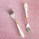 White Wedding Cake Forks - Custom Wedding Flatware - Engraved Wedding Forks - Bride Groom Forks - Bridal Shower - Wedding Keepsake -Gift Box
