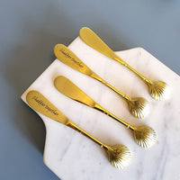 Personalized Sea-Shell Shape Cheese Knives Set - 4 piece Gold Spreader Set - Butter Knives - Rustic Spreader Knives - Handmade - Gift Boxed