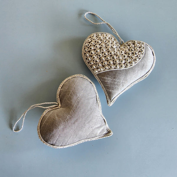 Christmas Decoration Heart Gray - Intricate Tree Decorations - Quilted Christmas Ornament -  Personalized Stocking Stuffer - Animal Ornament
